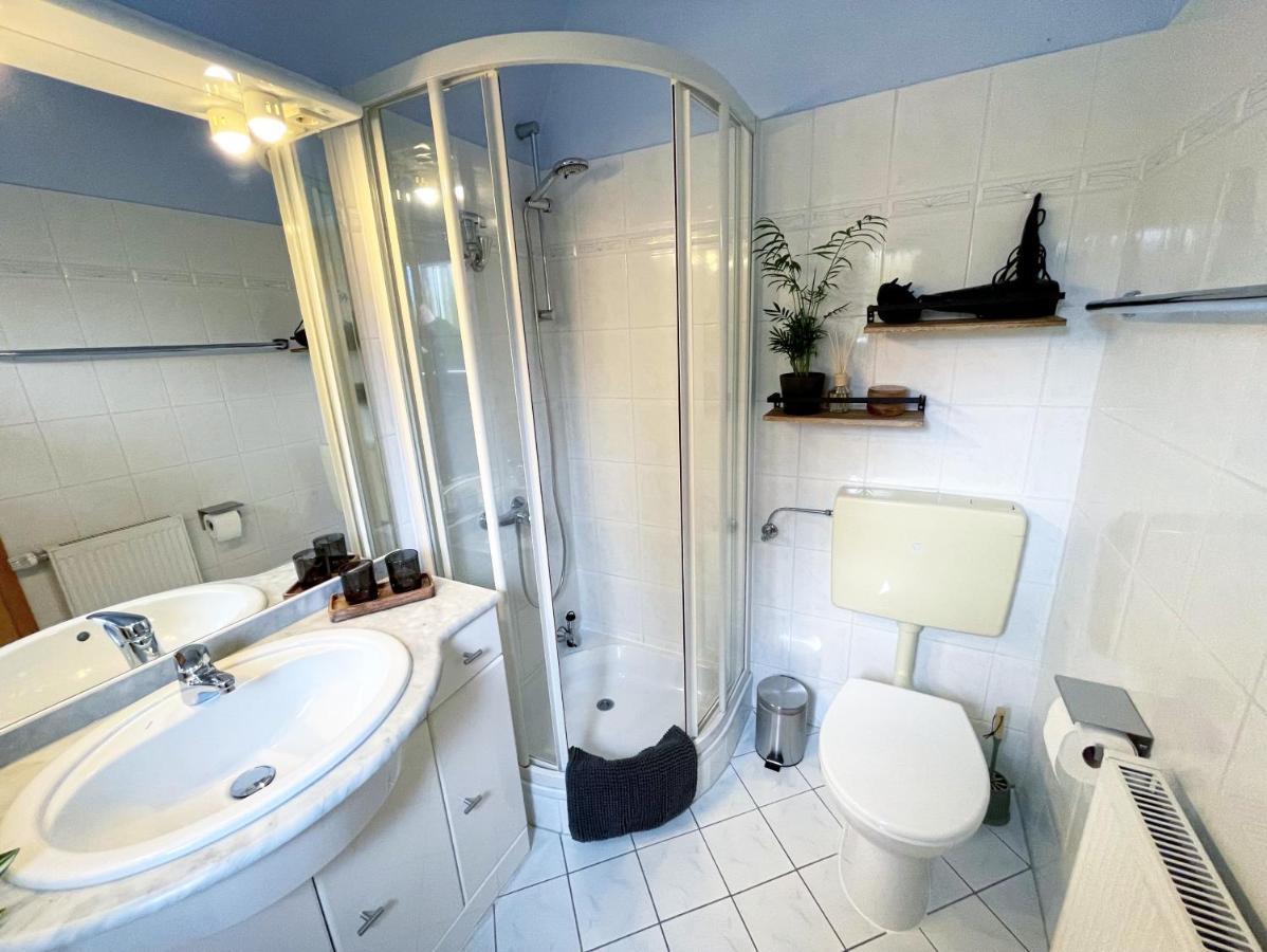Familienfreundliches Ferienhaus In 5 Min Zum Strand Mit Terrasse Und Kostenlosem Parkplatz Cuxhaven Exterior foto